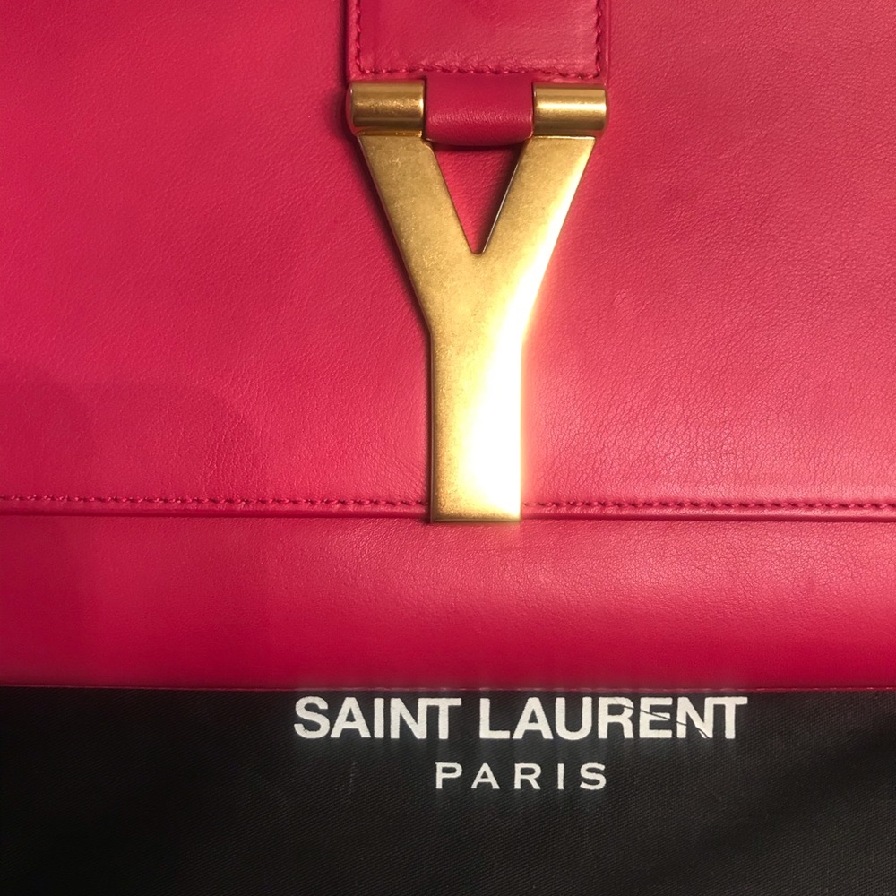 Yves Saint Laurent Linge Y Logo Gold Clutch - Picture 2 of 7